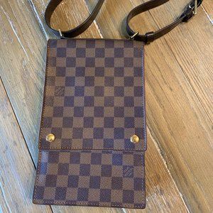 Louis Vuitton Crossbody